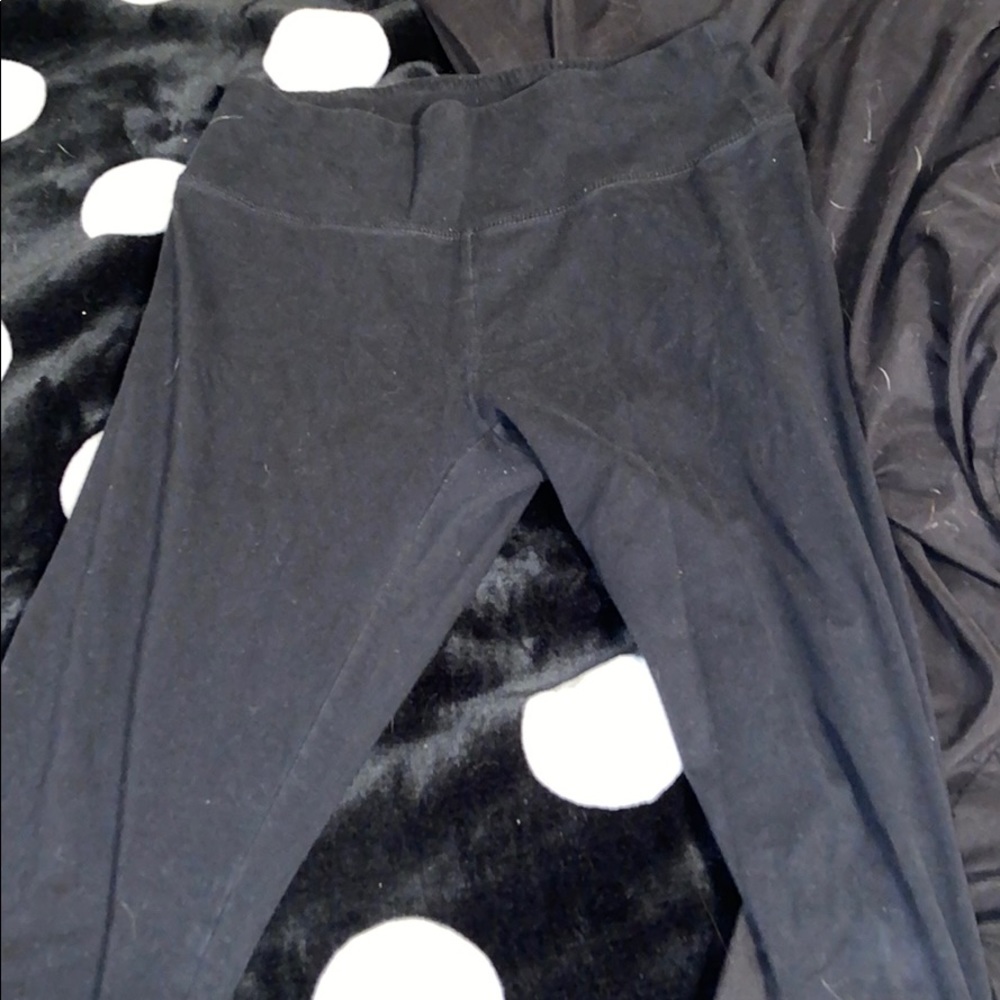 black leggings